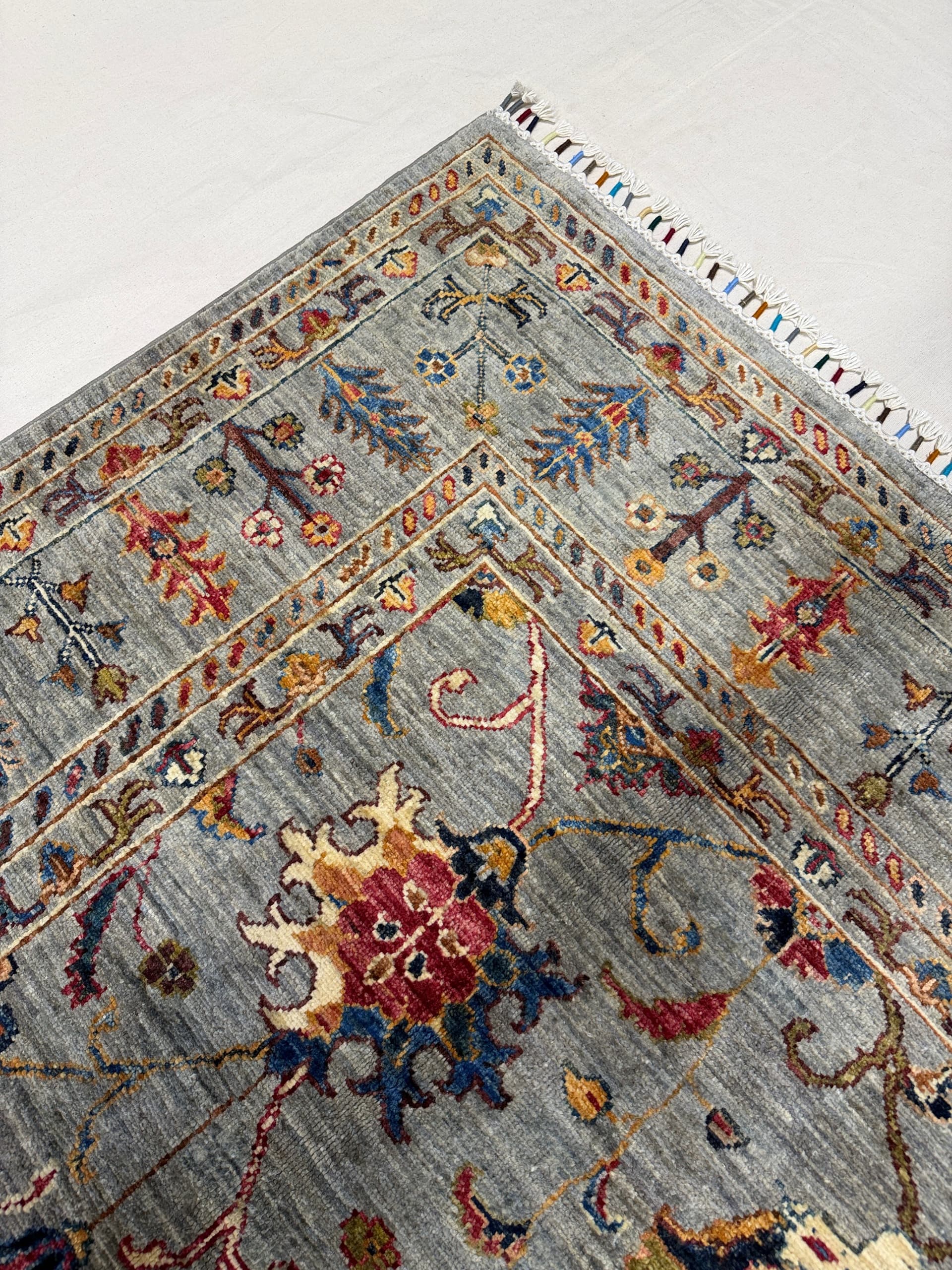 Grey Oushak Hand-Knotted Wool Rug — Detail