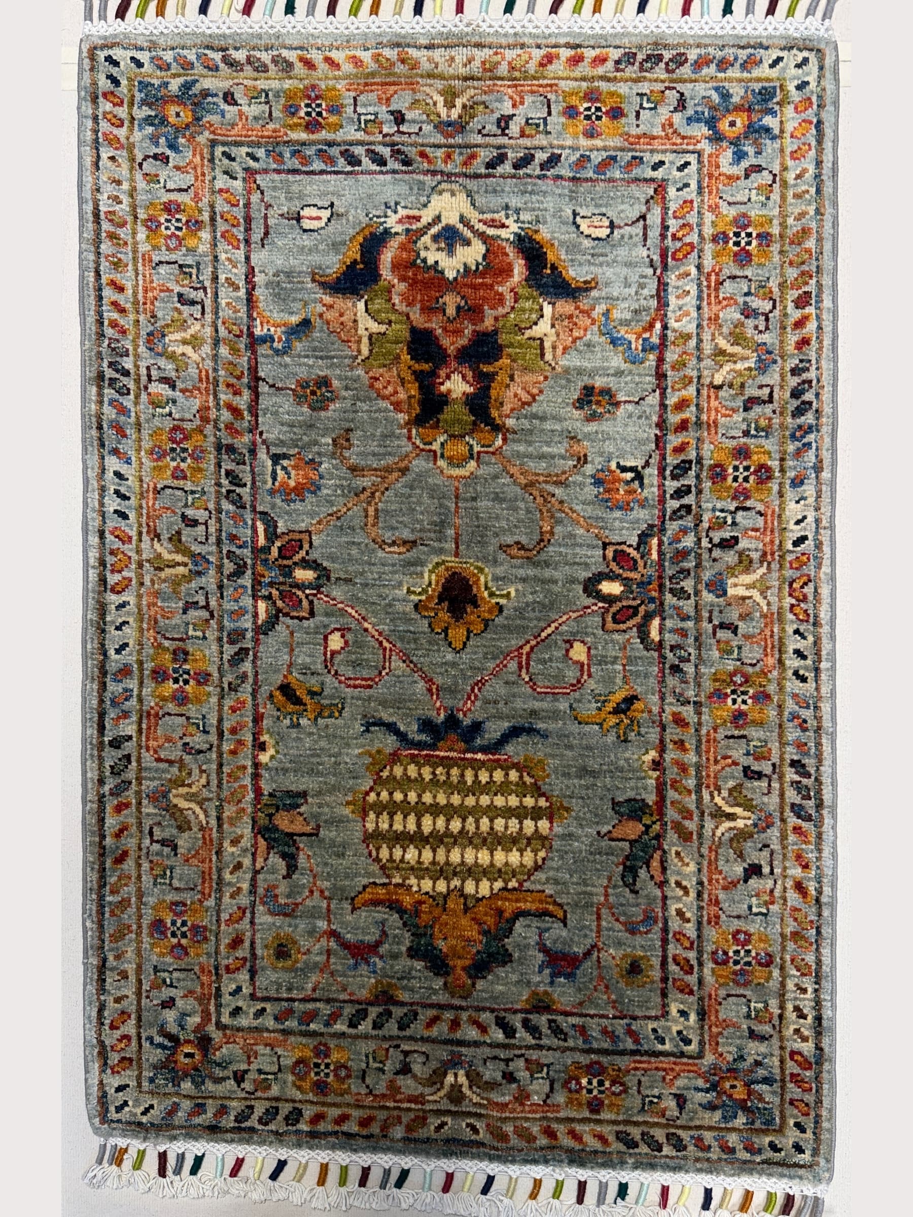 Gri Sultani El Dokuma Yün Halı