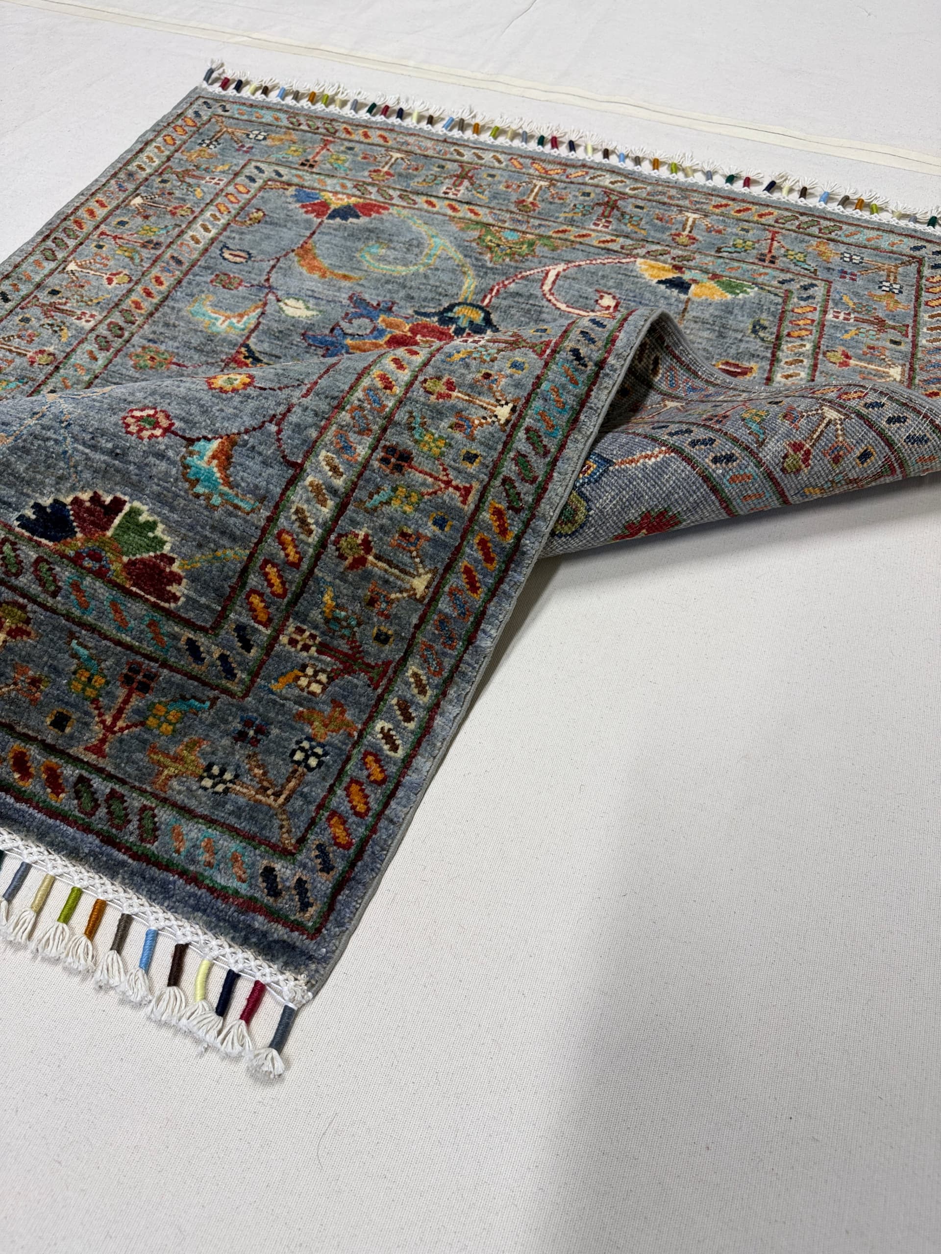 Gri Sultani El Dokuma Yün Halı — Detay